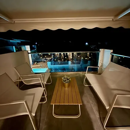 Holiday home Oasis By The Pool Nea Kallikrateia