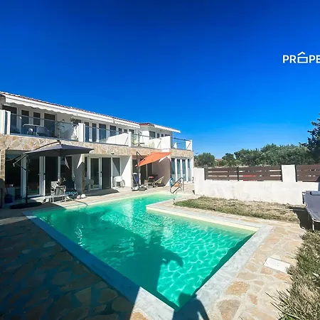 Oasis By The Pool * Nea Kallikrateia