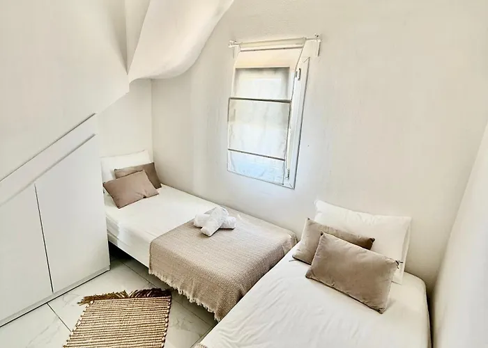 Oasis By The Pool * Nea Kallikrateia