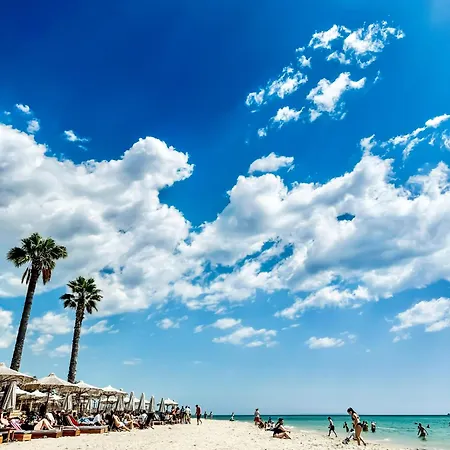 Oasis By The Pool * Nea Kallikrateia